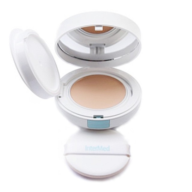 Intermed Luxurious Sun Care Silk Cover BB Compact SPF50 04 Dark 12g