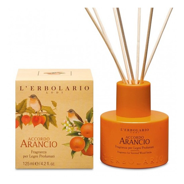L'Erbolario Accordo Arancio Room Fragrance with Wooden Sticks 125ml